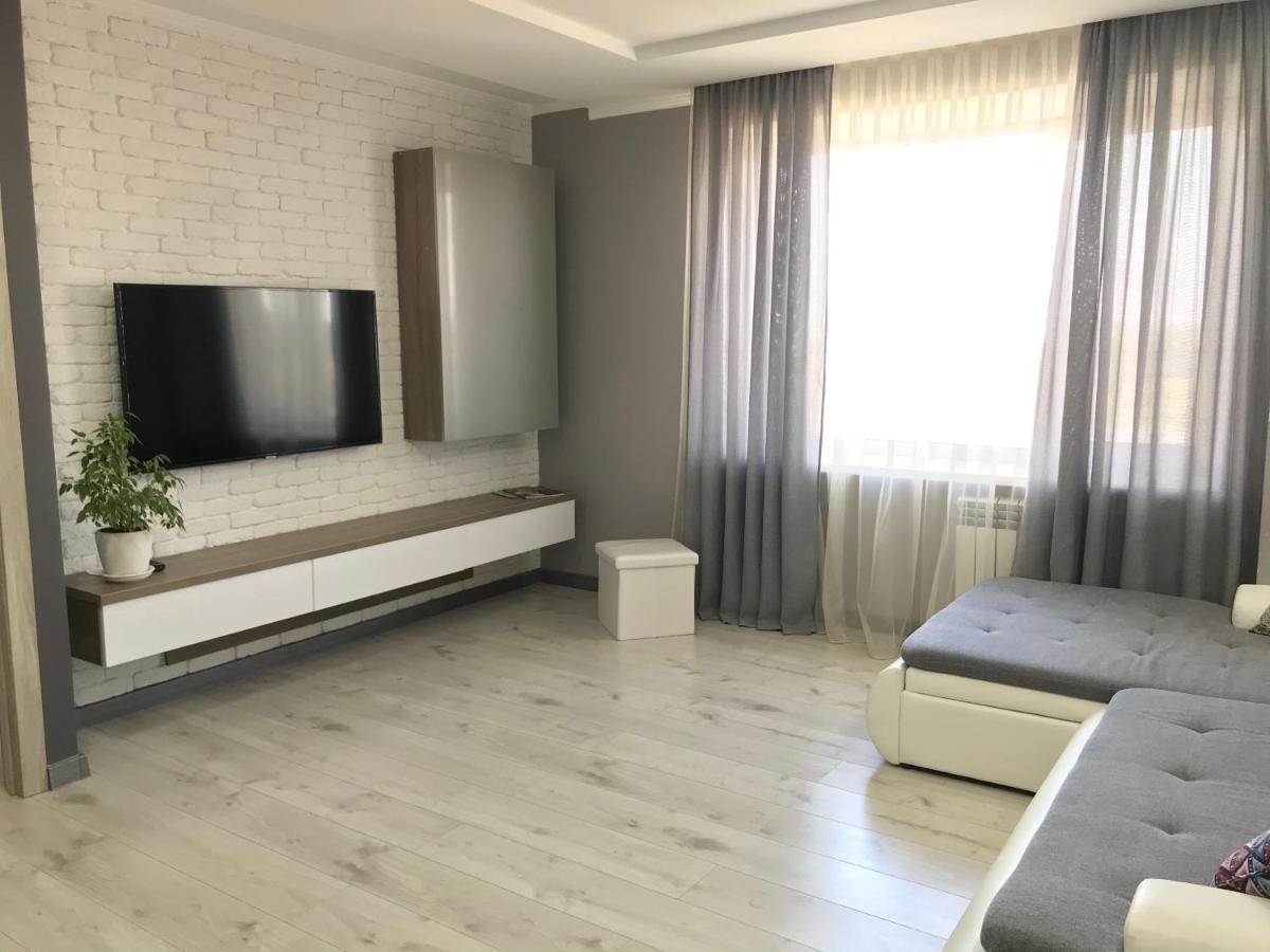 Квартира Город Умань Esterno foto